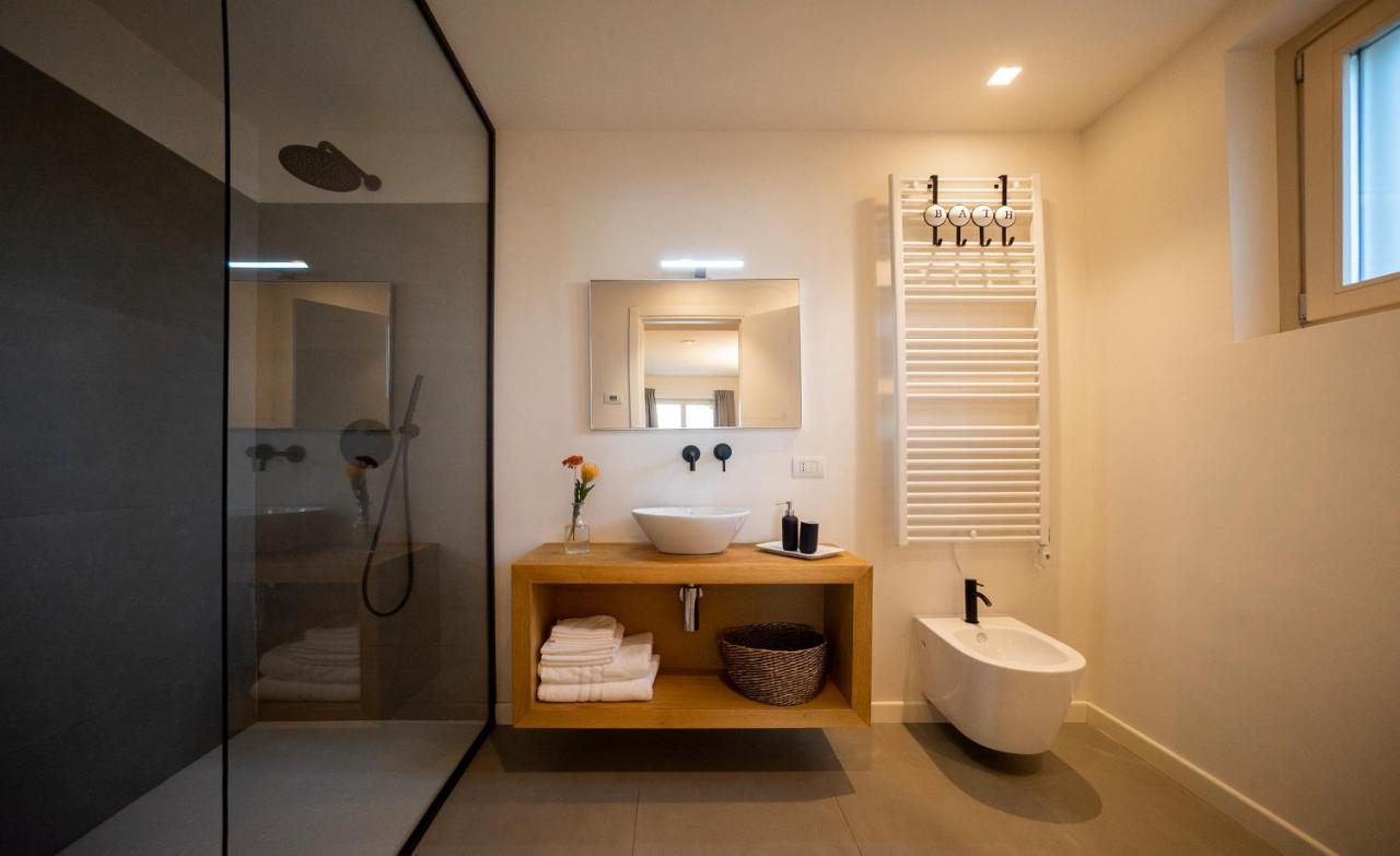 Apartamento La Mascarana Lesa Habitación foto